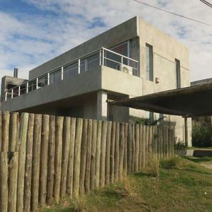 Casa En Venta 3 Dormitorios Calle 7 Balneario Bs As