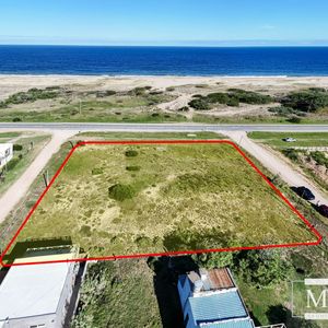 Lote 2948 M2 C/proyecto Aprob. P/edificio Frente A La Playa