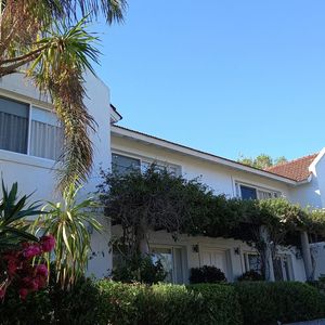 Venta De Casa 5 Dormitorios Y Piscina - La Barra
