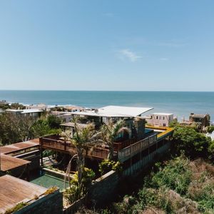 Venta De Casa En Punta Piedras 4 Dormitorios Y Piscina