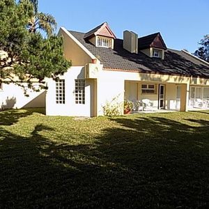Venta Casa 6 Dormitorios - Playa Mansa
