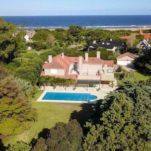 Venta Casa De 7 Dormitorios - Golf Punta Del Este