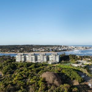 Venta Apartamento 3 Dormitorios- Torre Surfside