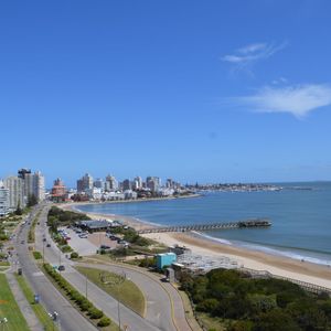 Alquiler Apartamento 3 Dormitorios -playa Mansa
