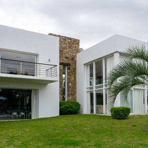 Alquiler Y Venta Casa 3 Dorm En Club De Mar