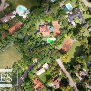 Venta Excelente Padrón A Metros Del Mar- Solanas