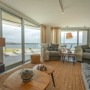 Espectacular Penthouse 4 Dormitorios, Terraza Exclusiva & Todos Los Servicios, Edificio Isabel, Punta Del Este