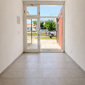 Local Duplex Alquiler Anual, Maldonado Centro Sobre Avenida