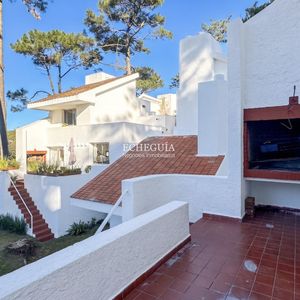 Alquiler Anual Apartamento Dúplex 1 Dormitorio En Rincón Del Indio, Punta Del Este