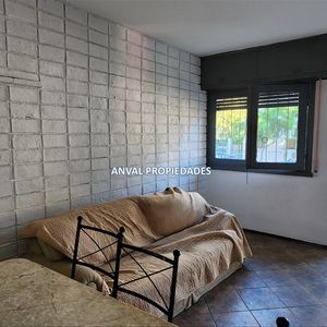 Venta Casa  Planta Baja 2 Dormitorios Jardín