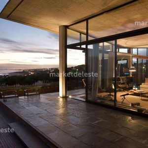 Casa En Punta Piedras
