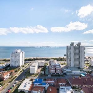Art Boulevard - Pent House