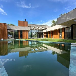 Casa En Zona Colegios A Estrenar