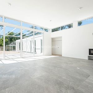 Sold By Lucia Mediza