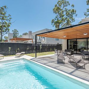 Casa A Estrenar En Solanas