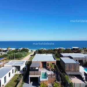 Unique Style - Punta Piedras
