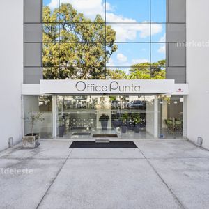 Office Punta - Ofcicina En Venta