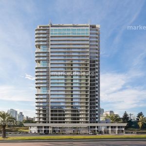Summit Pent House