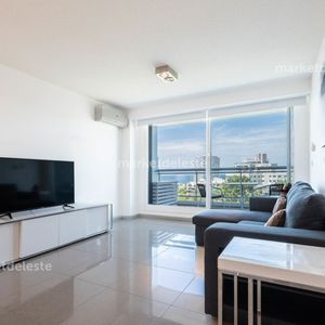 One 2 - 1 Suite