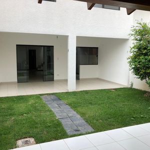 Inmueble # 415 Casa En Venta, Condominio Santa Lucia