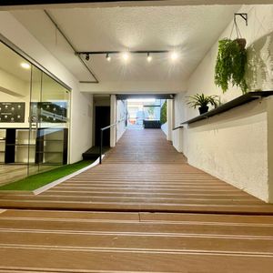 Local Comercial En Venta Ubicado En Pocitos