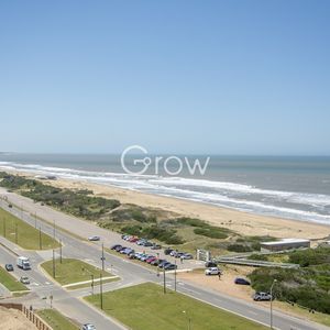 Le Parc III, Departamento De 3 Dormitorios En Venta, Punta Del Este
