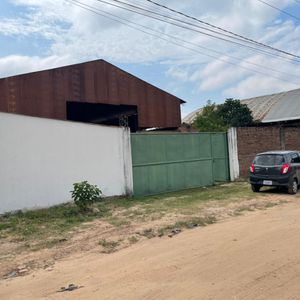 Galpón Con Oficinas, Zona Parque Industrial