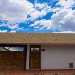 En Venta Casa Con Amplio Terreno