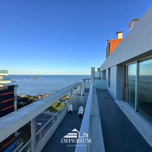 Alquiler | Penthouse 2 Dormitorios 1 En Suite,con Garage Y  Mega Balcon Vista Increhible  En Malvin Sur