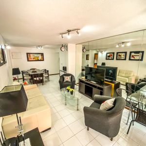 Apartamento 2 Dormitorios  Con Piscina, Garaje Y Full Amenitis