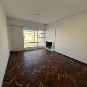 Venta | Casa En Orosmán De Los Santos Con Jardín Amplio