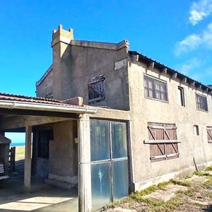 Venta | Casa En Las Garzas , Derechos Posesorios, 3 Dorm, 1 Baño, Estufa A Leña, Predio 360m2
