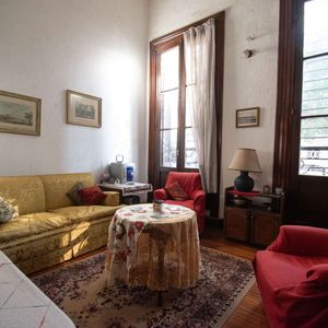 Venta | Apartamento Tipo Casa En Barrio Sur Con 4 Dormitorios, Sótano Y Altillo