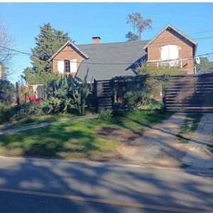 Venta Casa En Pinares Sobre Cam. A La Laguna |  Gran Potencial