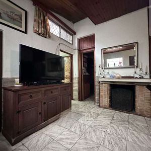 Venta De Apartamento Interno De 2 Dormitorios Con Patio Y Parrillero En La Blanqueada