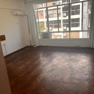 Alquiler | Monoambiente En Ciudad Vieja