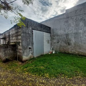 Venta | Casa - Terreno En Nuevo París