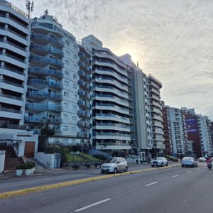 Alquiler Apartamento 2 Dormitorios Rambla Malvín Gimnasio