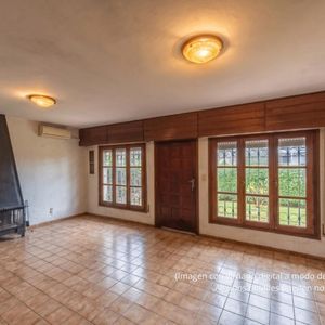 Venta De Casa De 3 Dormitorios En Punta Gorda/malvín. Almirón Y Volteadores
