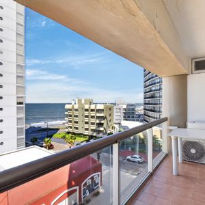 Apartamento En Venta C/ Cochera En Península