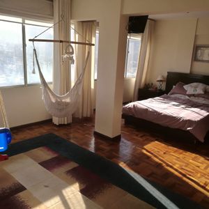 Soleado Departamento En Plena Av. Arce