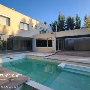 Espectacular Casa En Venta En Altos De La Tahona