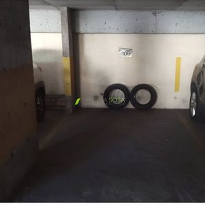 Mercedes Esq. Paraguay  - De 18 A 8.30 Y Fines De Semana