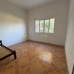 Leal De Ibarra - Casa Con Terreno De 2200 Metros