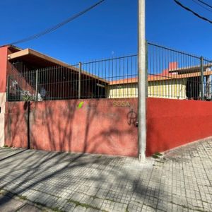 Casa Esquina Con Garaje