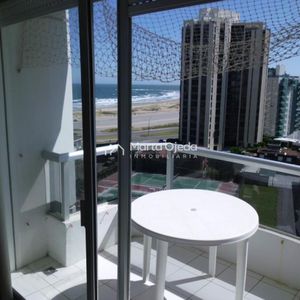 Apartamento En Brava, 2 Dormitorios Más Servicio