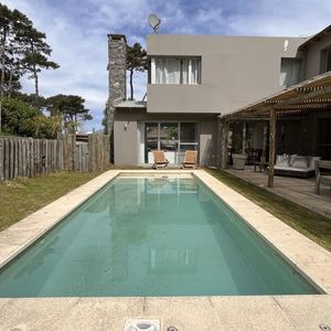 (bpv-bpv-10172)  Casa En Alquiler 3 Dormitorios