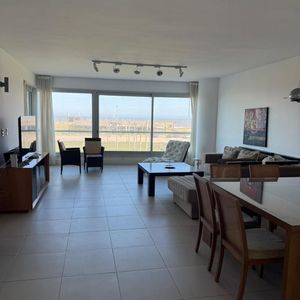 (bpv-bpv-10755)  Apartamento En Venta De 2 Dormitorios En Playa Brava Punta Del Este Le Parc