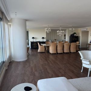 (bpv-bpv-10756)  Apartamento En Venta De 4 Dormitorios En Playa Brava Punta Del Este Le Parc II