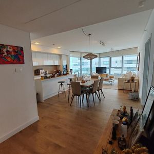 (bpv-bpv-10853)  Apartamento De 2 Dormitorios En Venta En Punta Del Este, Playa Brava